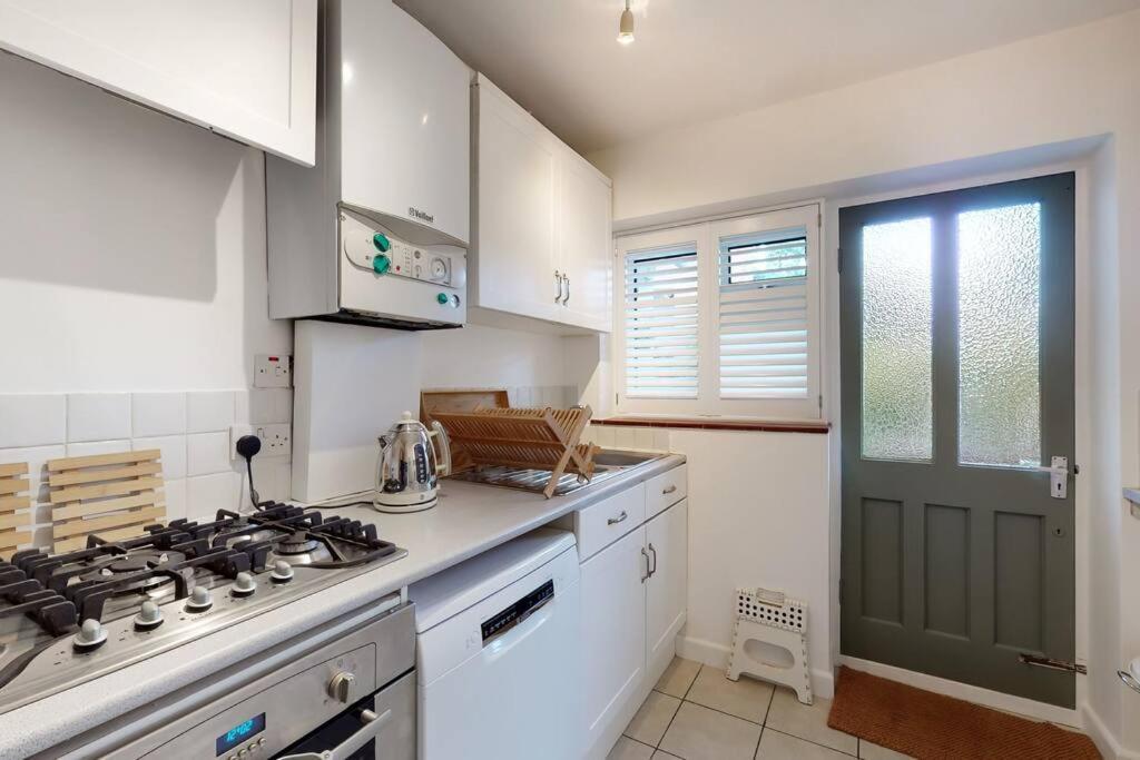 Stunning 2 Bed Flat In Richmond Διαμέρισμα Saint Saint Kew Εξωτερικό φωτογραφία