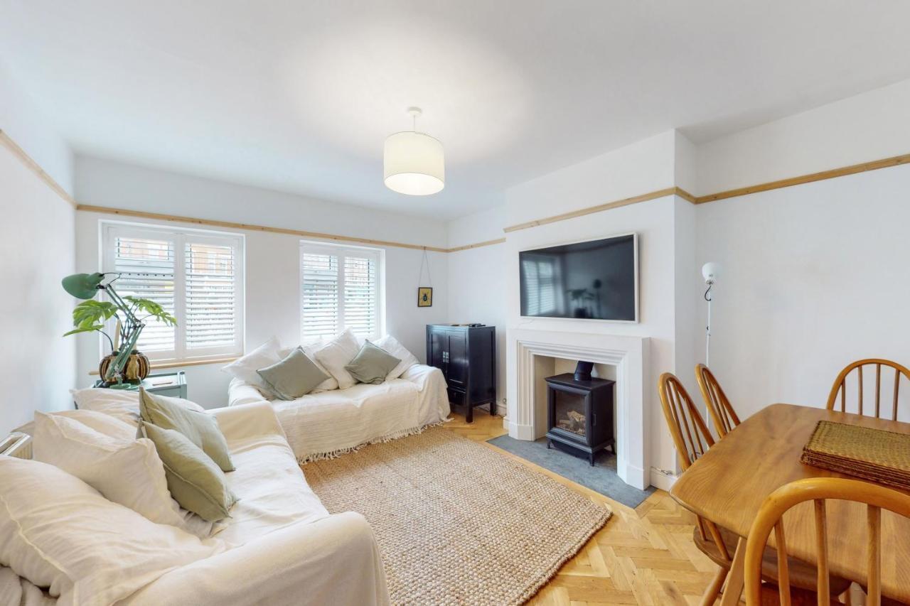Stunning 2 Bed Flat In Richmond Διαμέρισμα Saint Saint Kew Εξωτερικό φωτογραφία